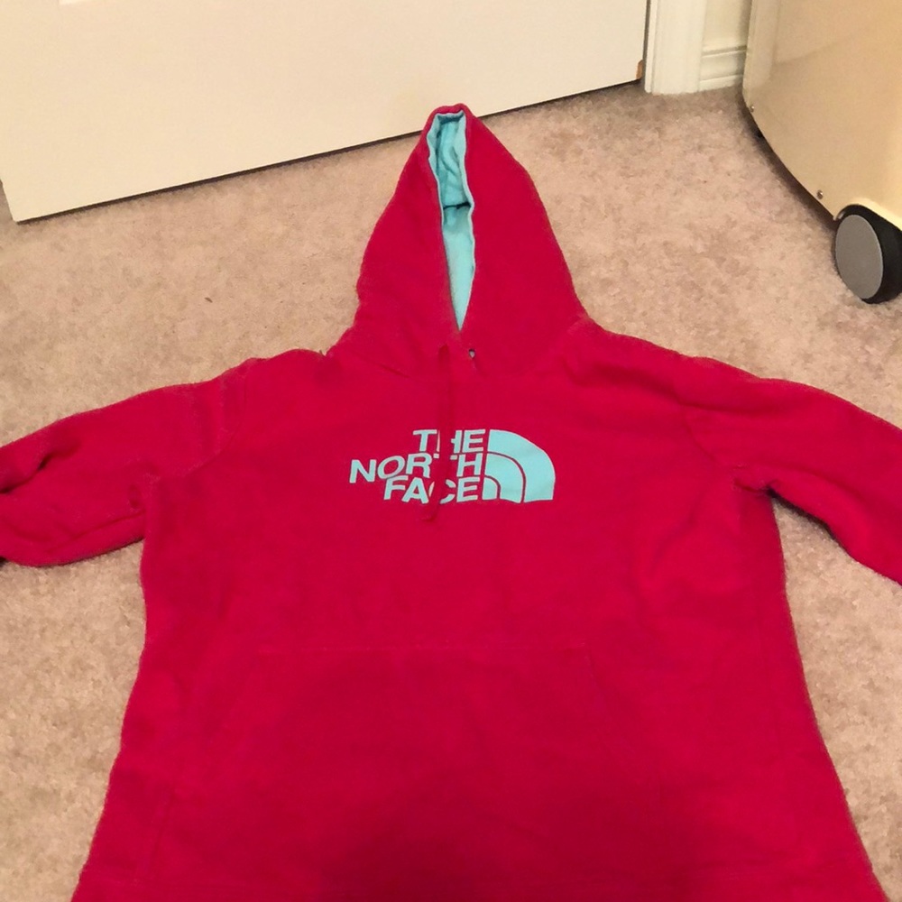 Women’s north face hoodie